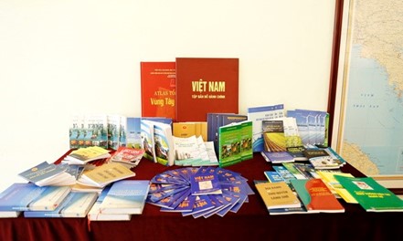 Bộ Tài nguyên và Môi trường Triển khai các hoạt động hưởng ứng Ngày Sách và Văn hóa đọc Việt Nam lần thứ ba năm 2024