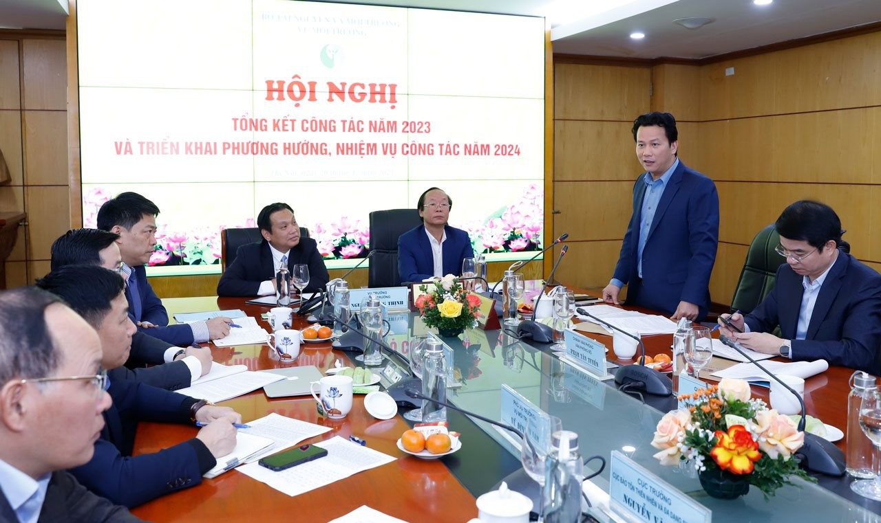 Bộ trưởng Đặng Quốc Khánh dự Hội nghị triển khai phương hướng, nhiệm vụ công tác năm 2024 của Vụ Môi trường